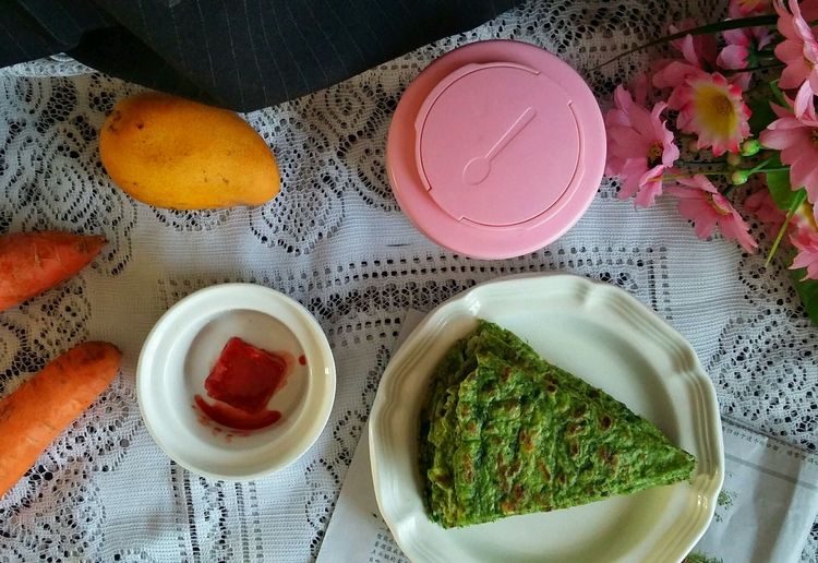 早餐这样在家制作菠菜饼，做法简单，营养美味